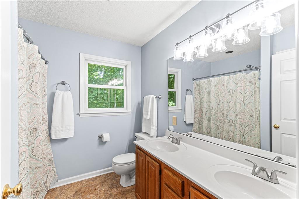 2605 Gordon Road High Point, NC 27265 - Photo 17 of 20 2nd full bathroom with double sinks