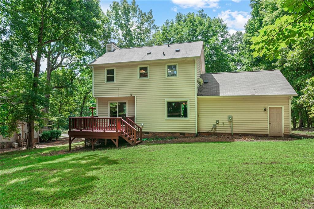 2605 Gordon Road High Point, NC 27265 - Photo 19 of 20 Large backyard