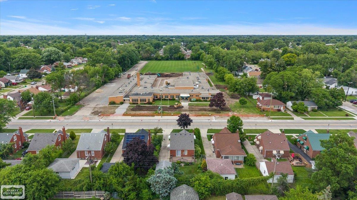 16504 Toepfer Drive Eastpointe, MI 48021 - Photo 29 of 70