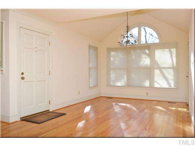 2112 Camrose Street Raleigh, NC 27608 - Photo 5 of 25