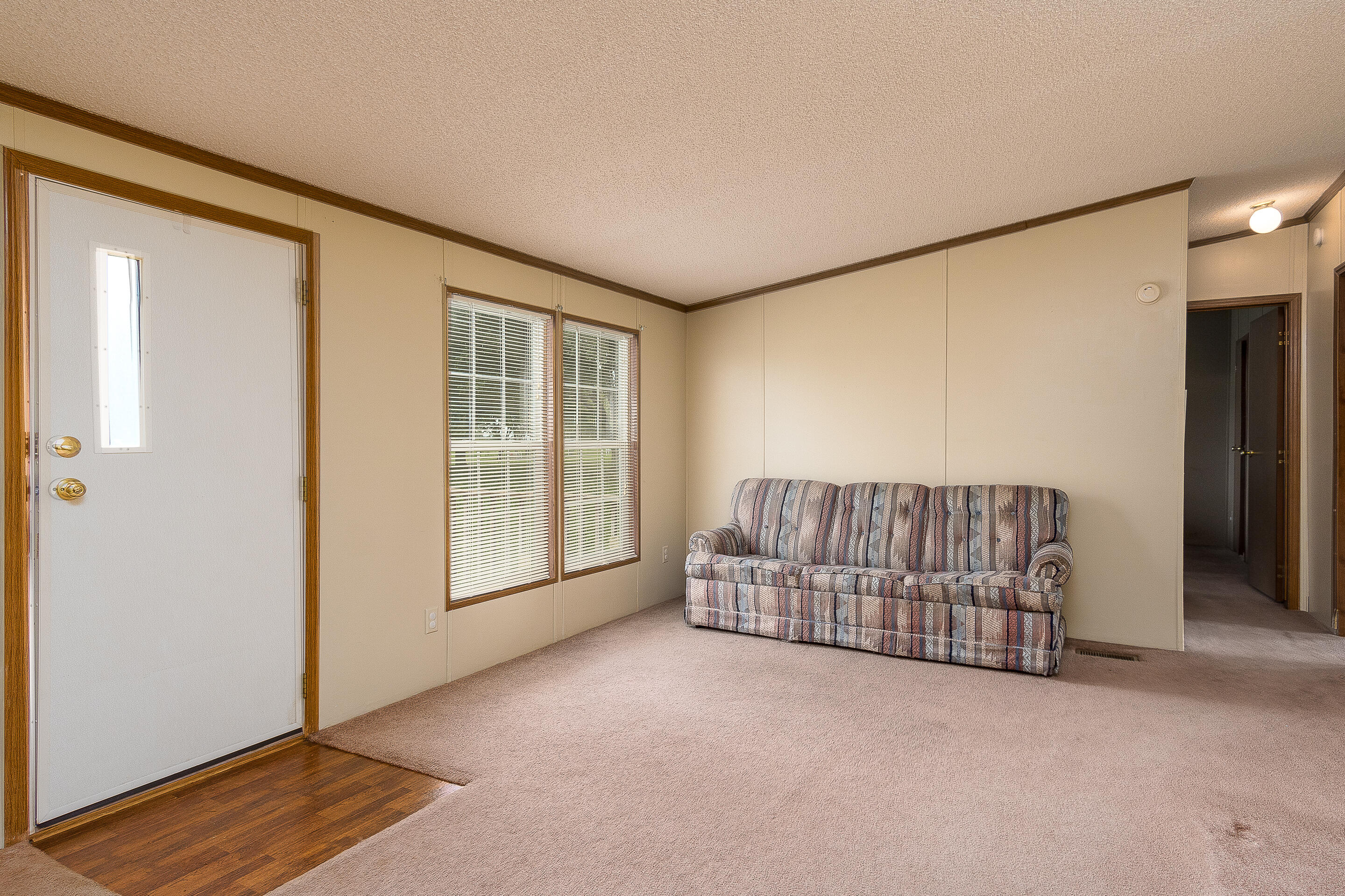 111 Twin Pond Road Limestone, TN 37681 - Photo 13 of 26 interior-15