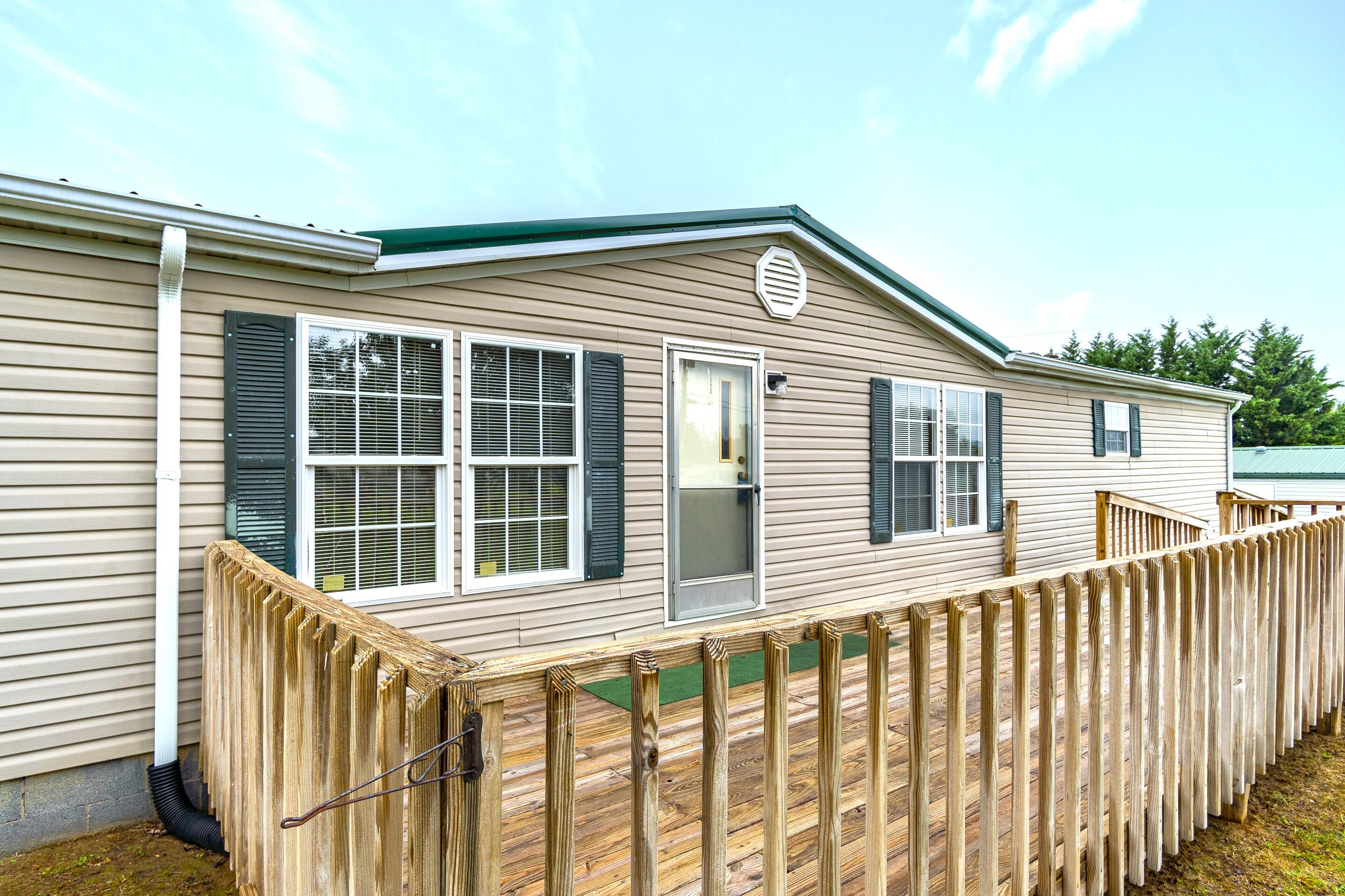 111 Twin Pond Road Limestone, TN 37681 - Photo 5 of 26 exterior-12