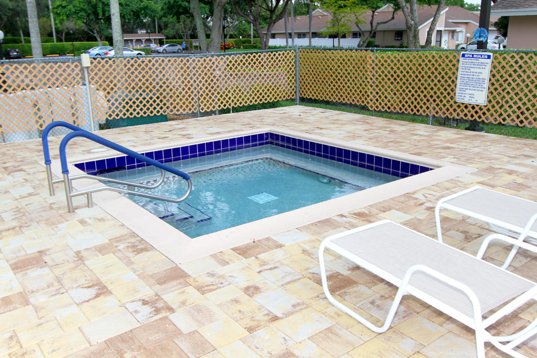 8064 Sweetbriar Way, Unit A Boca Raton, FL 33496 - Photo 22 of 24 IMG_1828