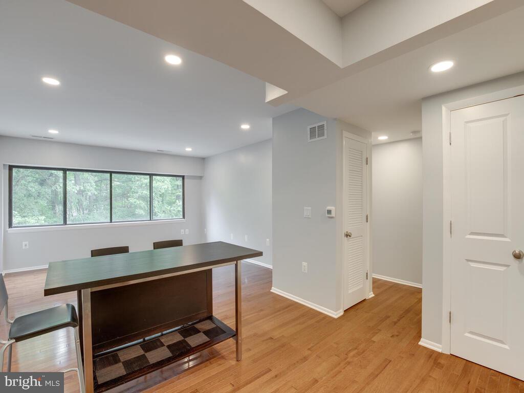 200 Cross Keys Road, Unit R35 Baltimore, MD 21210 - Photo 9 of 35 New LED recessed lights throughout