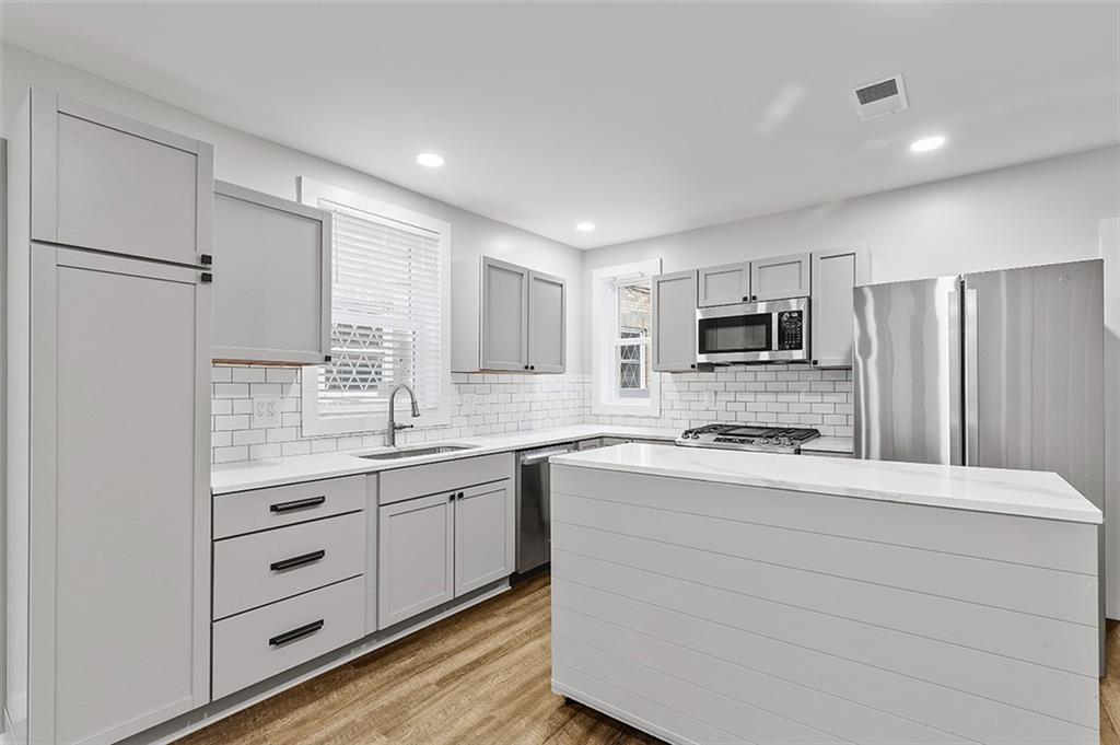 4827 Butler Street Pittsburgh, PA 15201 - Photo 13 of 31 Gallery Image 13