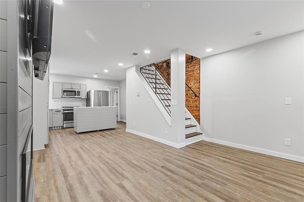 4827 Butler Street Pittsburgh, PA 15201 - Photo 7 of 31 Gallery Image 7