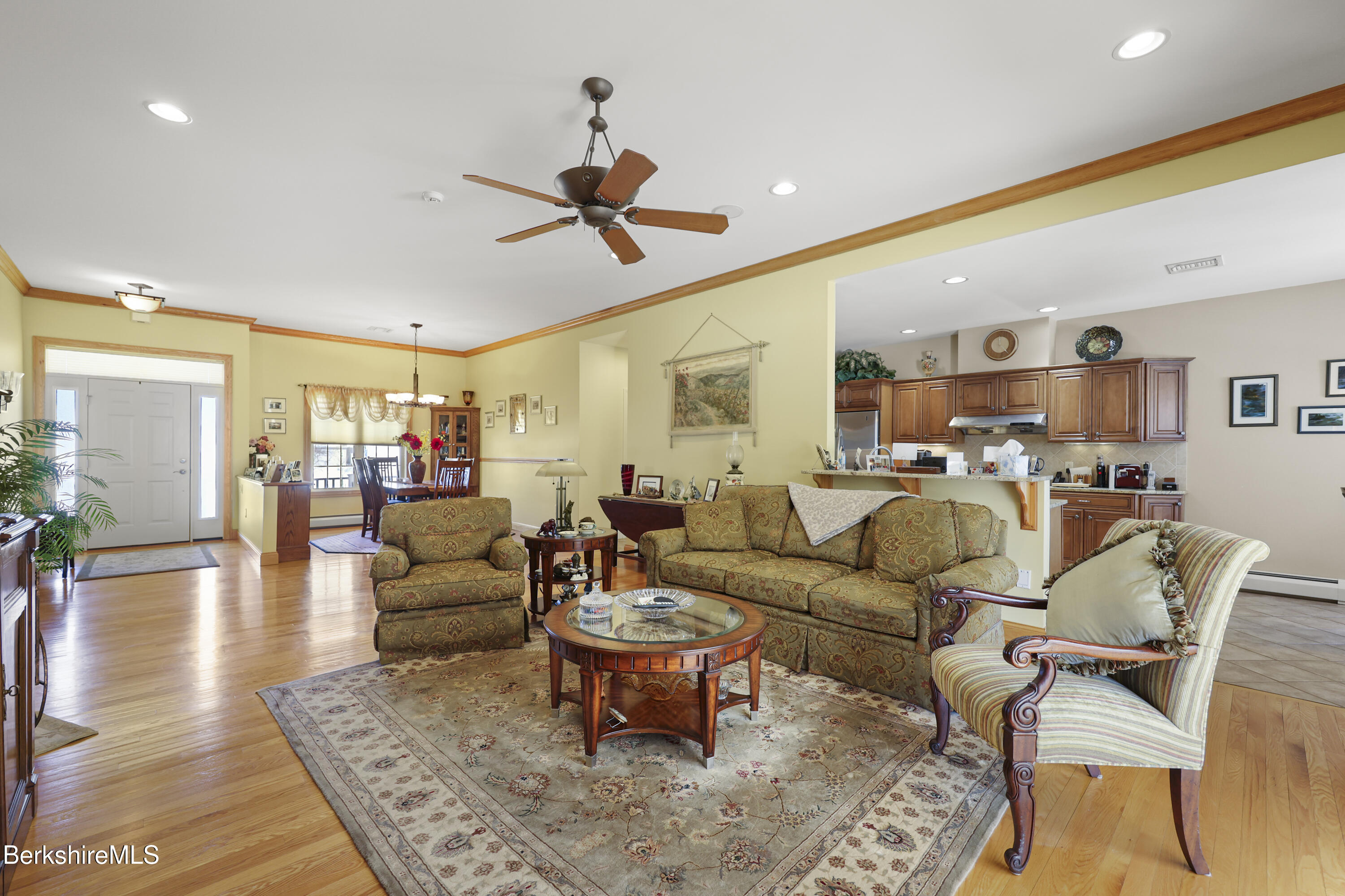 581 Red Barn Road Dalton, MA 01226 - Photo 18 of 65 Great Room