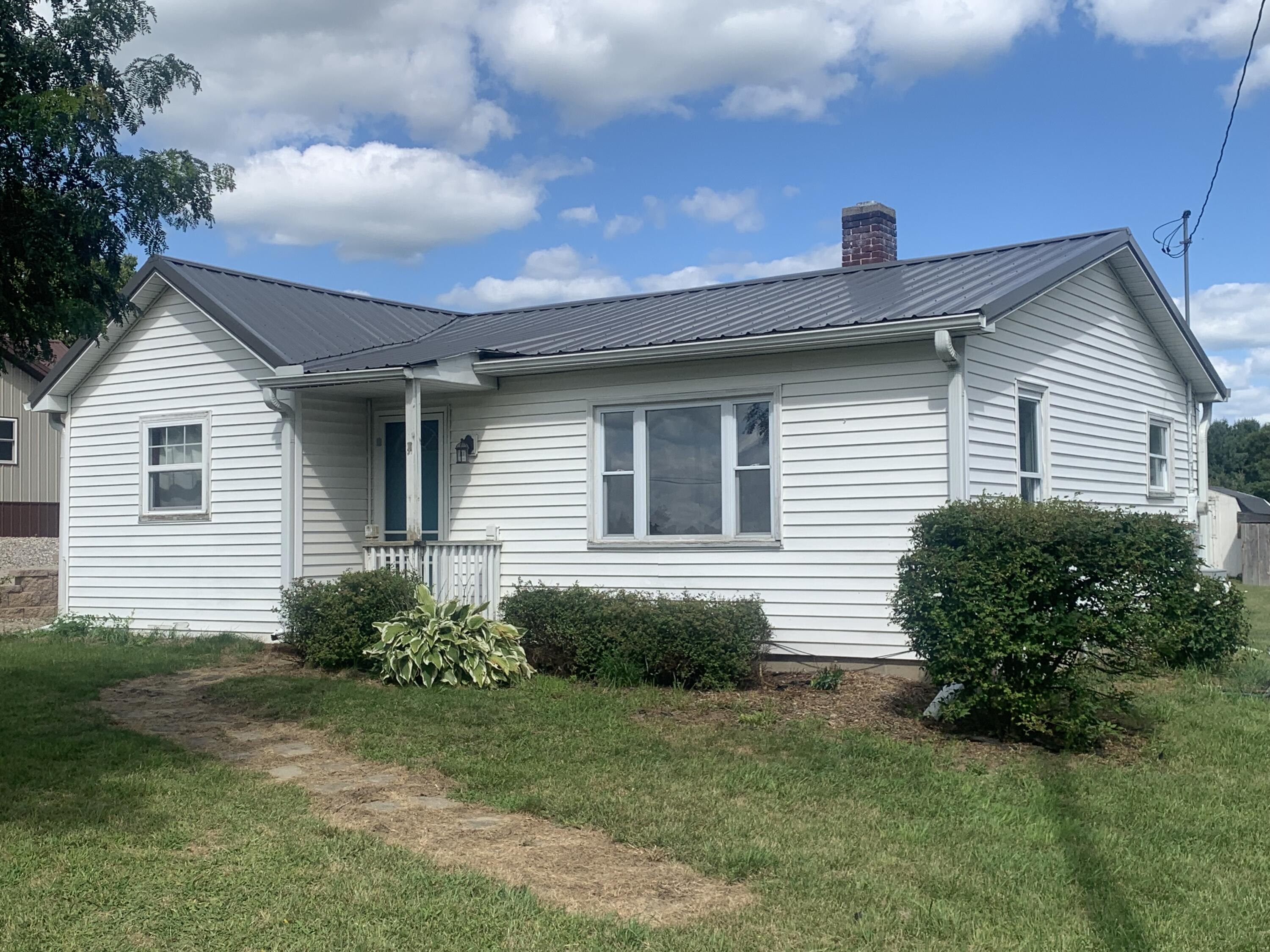 1112 Stage Road Ionia, MI 48846 - Photo 1 of 14 Primary