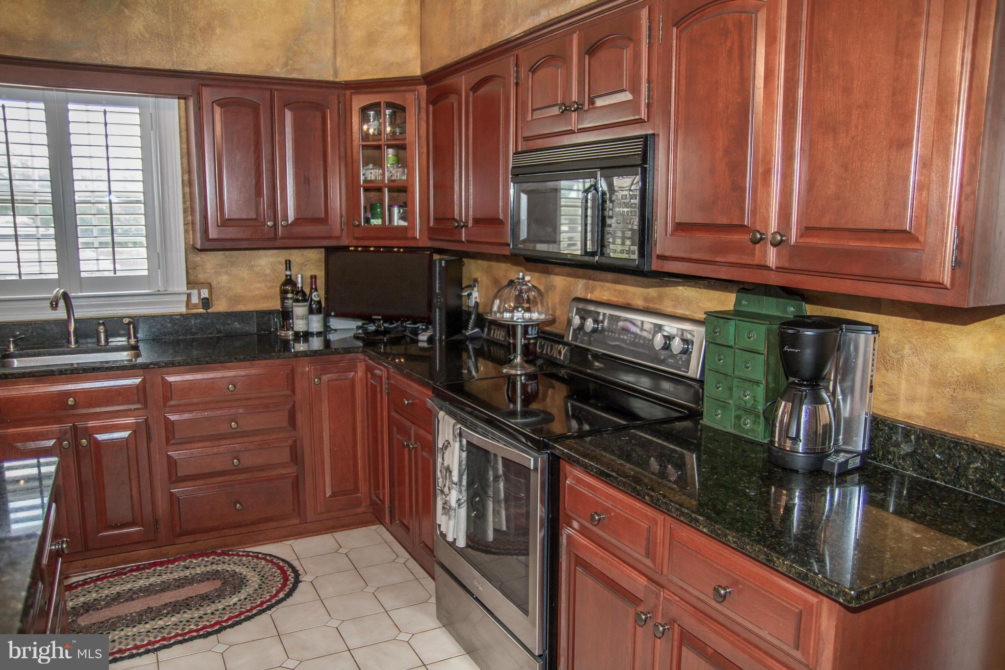 21197 St Louis Road Middleburg, VA 20117 - Photo 16 of 30 Kitchen