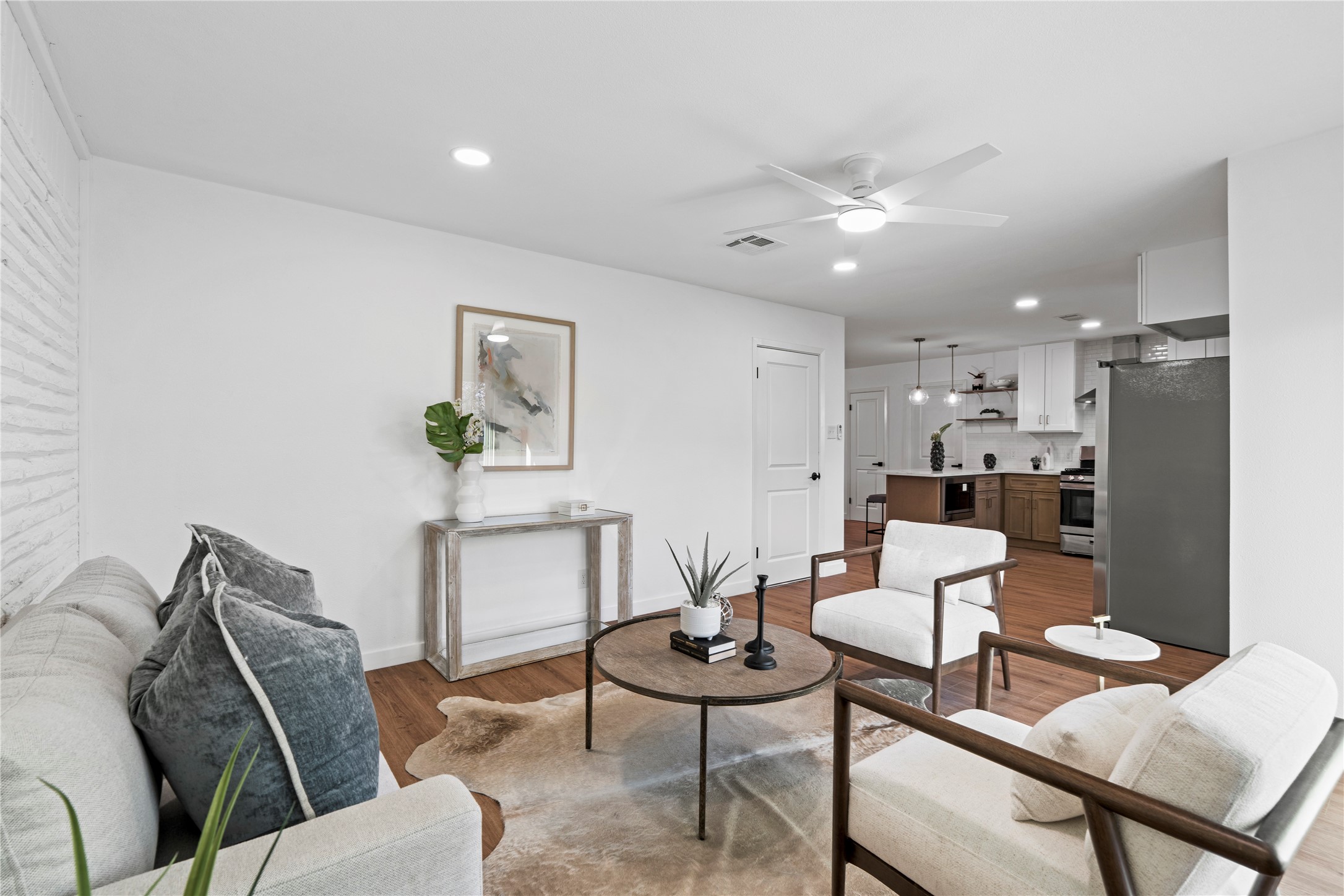 5023 Redstart Street Houston, TX 77035 - Photo 21 of 34