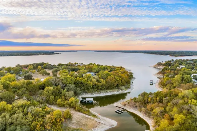 $545,000 | 240 Canyon Drive, Whitney, TX 76692