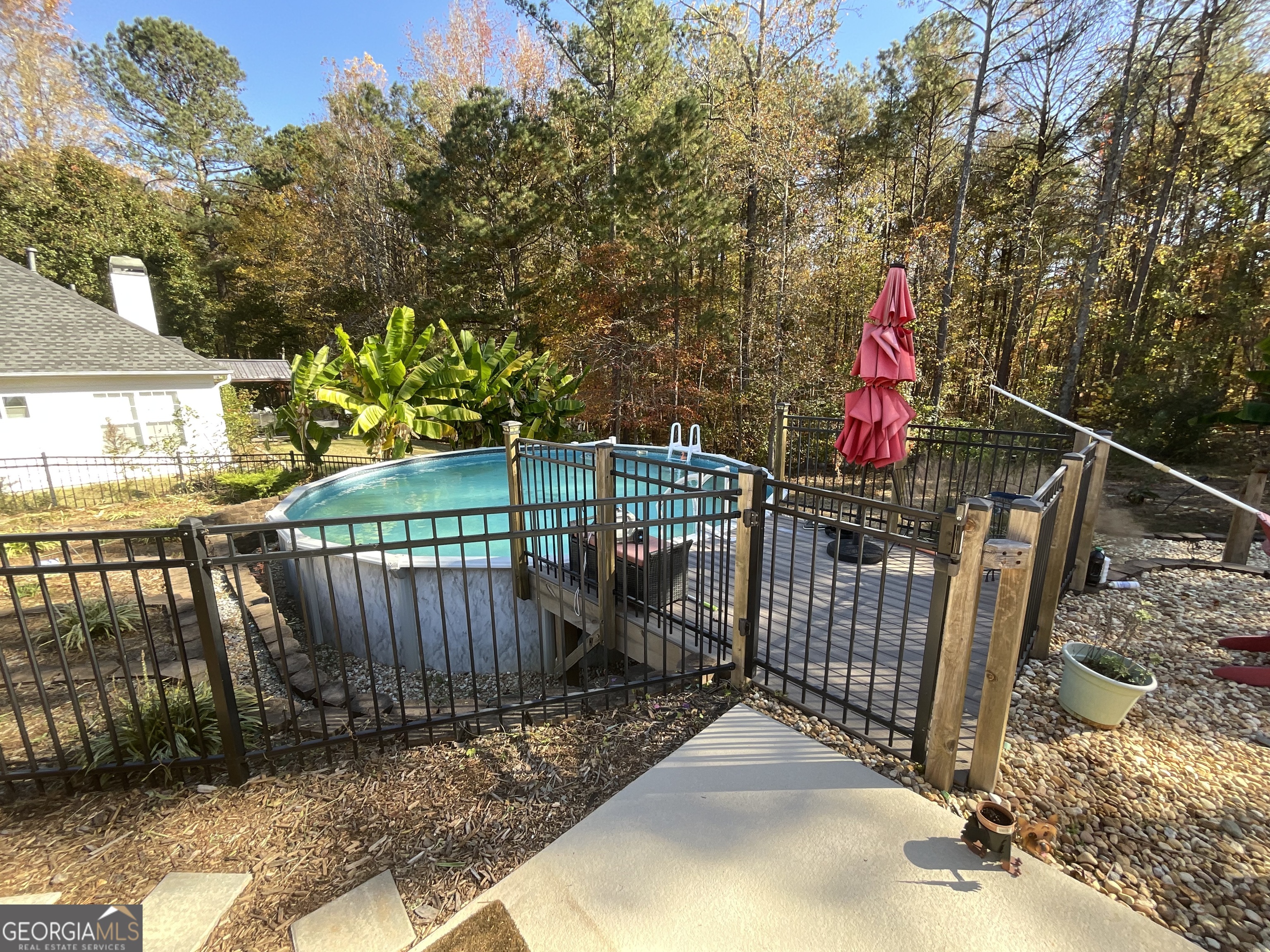 45 Riverside Walk Sharpsburg, GA 30277 - Photo 6 of 25 a view of a corridor