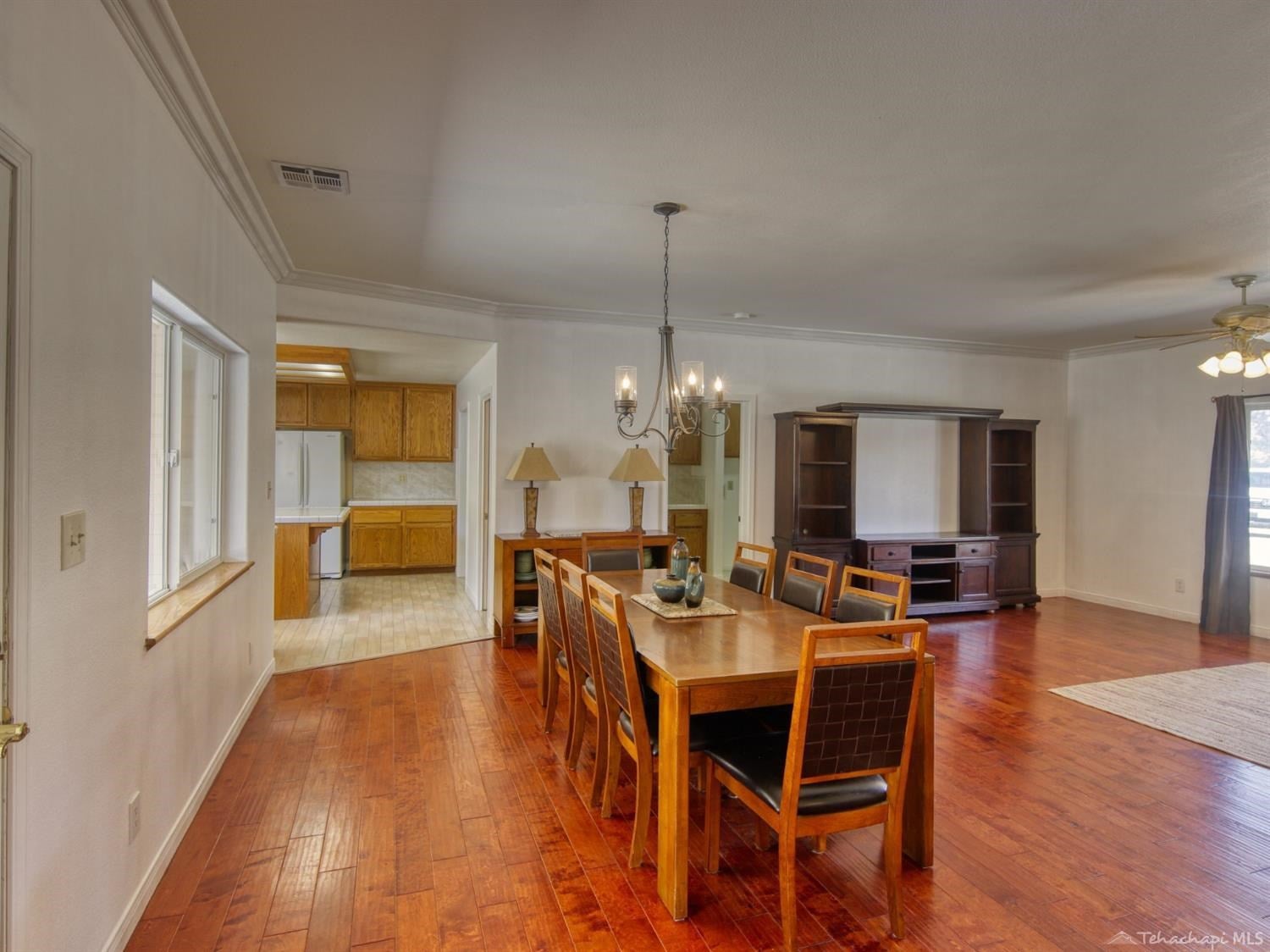 27960 Cumberland Road Tehachapi, CA 93561 - Photo 13 of 43 Gallery Image 13