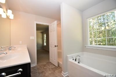 8416 Luton Road North Chesterfield, VA 23235 - Photo 14 of 25 Gallery Image 14