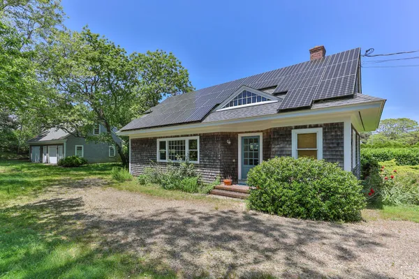 $1,650,000 | 231 Crowell Road, Chatham, MA 02633