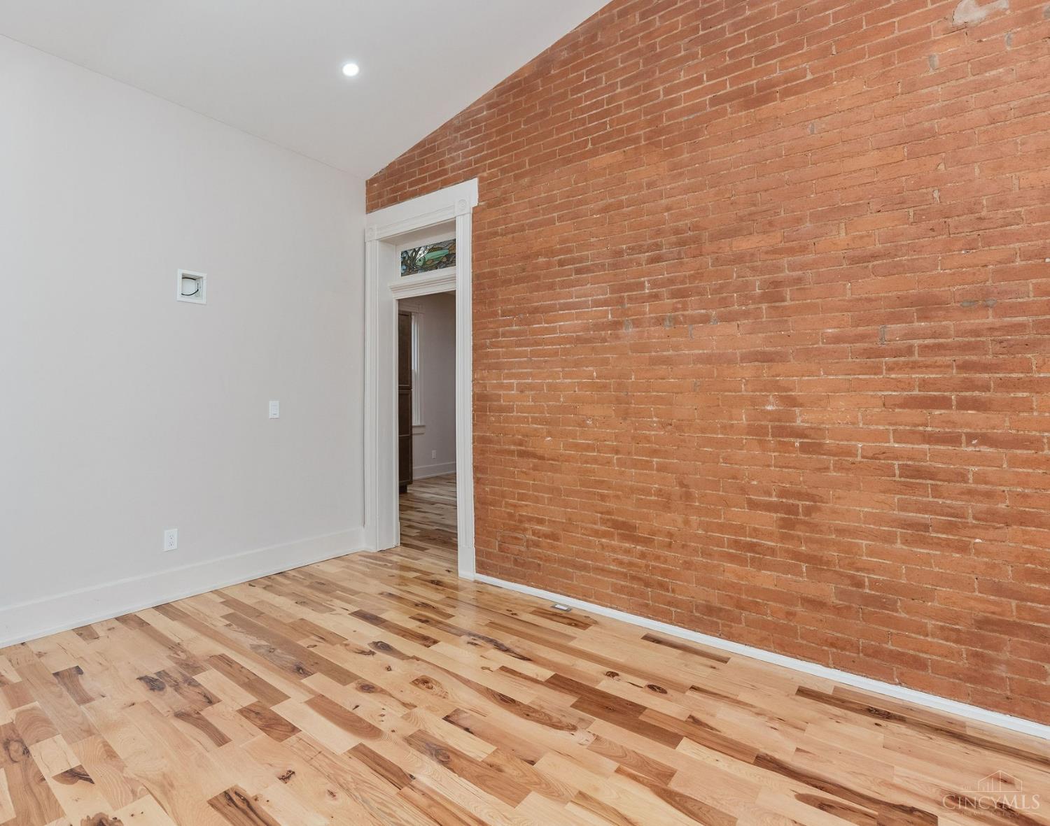 6606 Madison Road Cincinnati, OH 45227 - Photo 28 of 47 Gallery Image 28