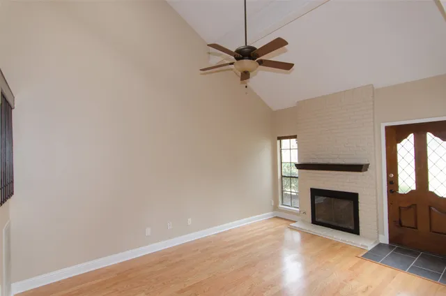 $1,875 | 10819 Crown Colony Drive, Unit 38, Austin, TX 78747