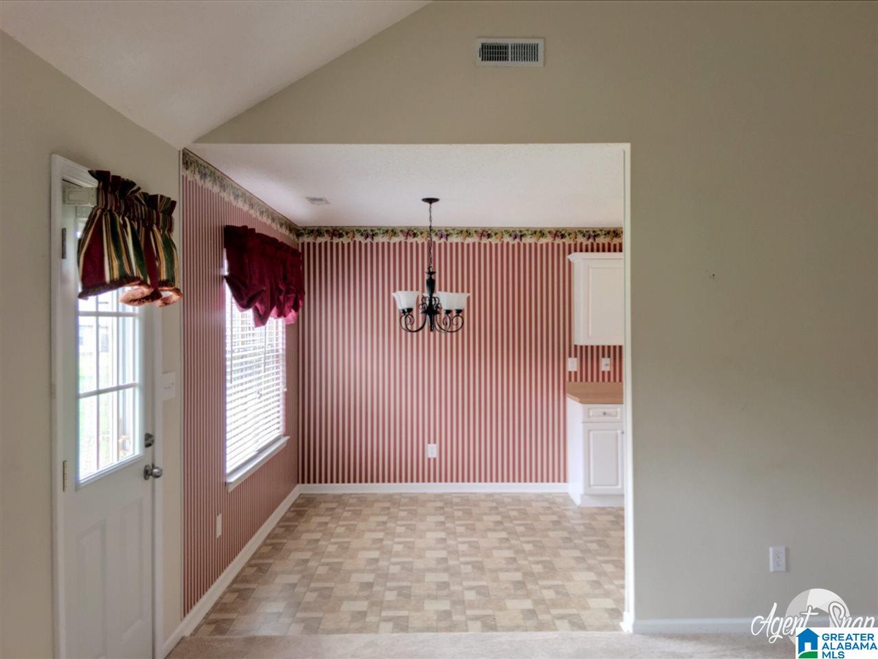 3450 Jeanne Lane Bessemer, AL 35023 - Photo 3 of 24