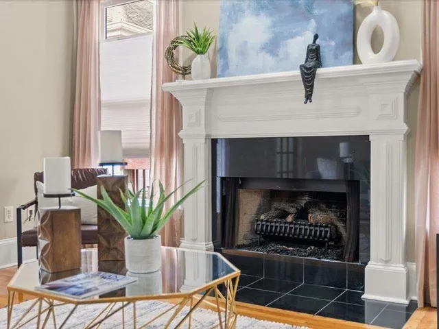 $847,800 | 121 Fulton Way Southeast, Atlanta, GA 30312