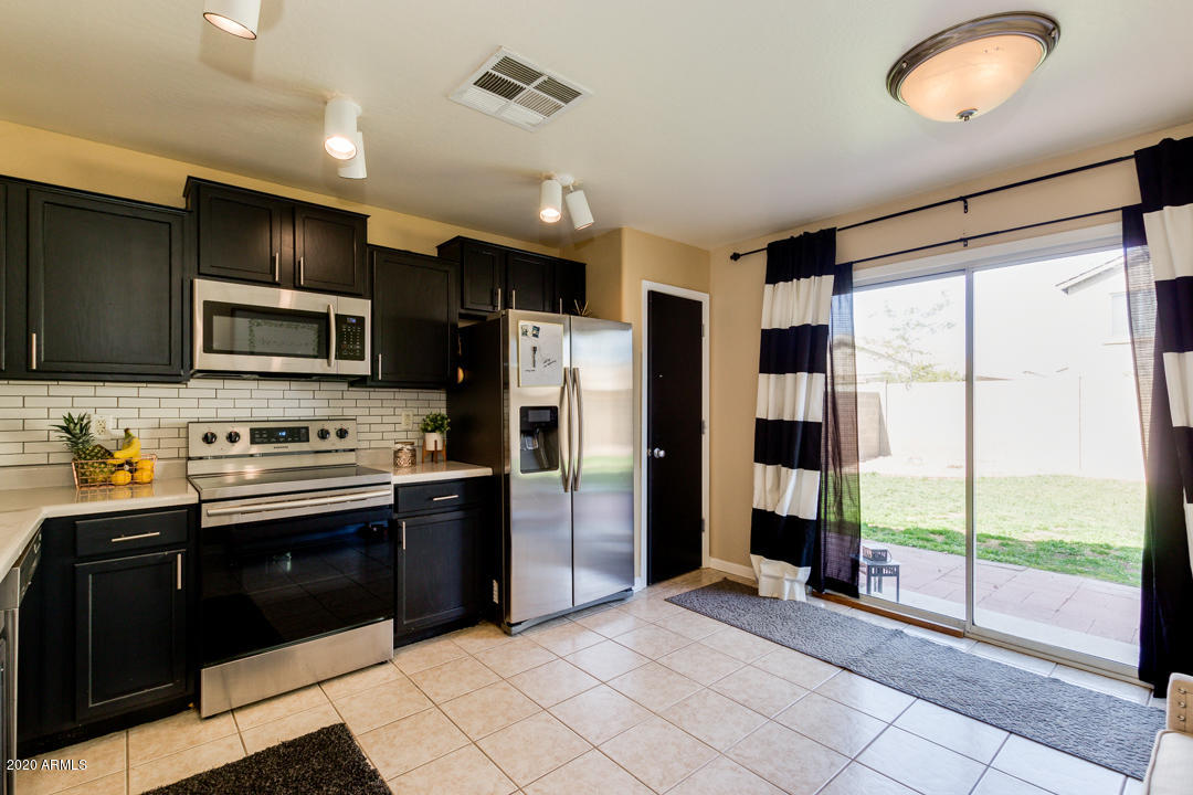 11624 West Retheford Road Youngtown, AZ 85363 - Photo 6 of 21 08-Retheford