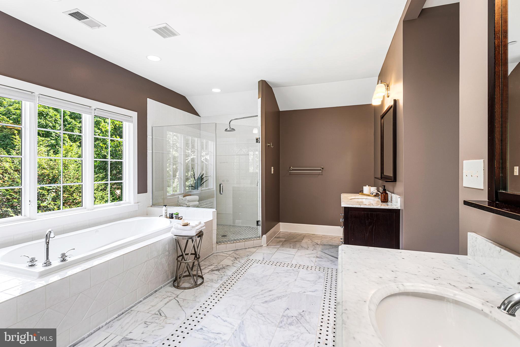 9635 Elrod Road Kensington, MD 20895 - Photo 41 of 68 Marble flooring