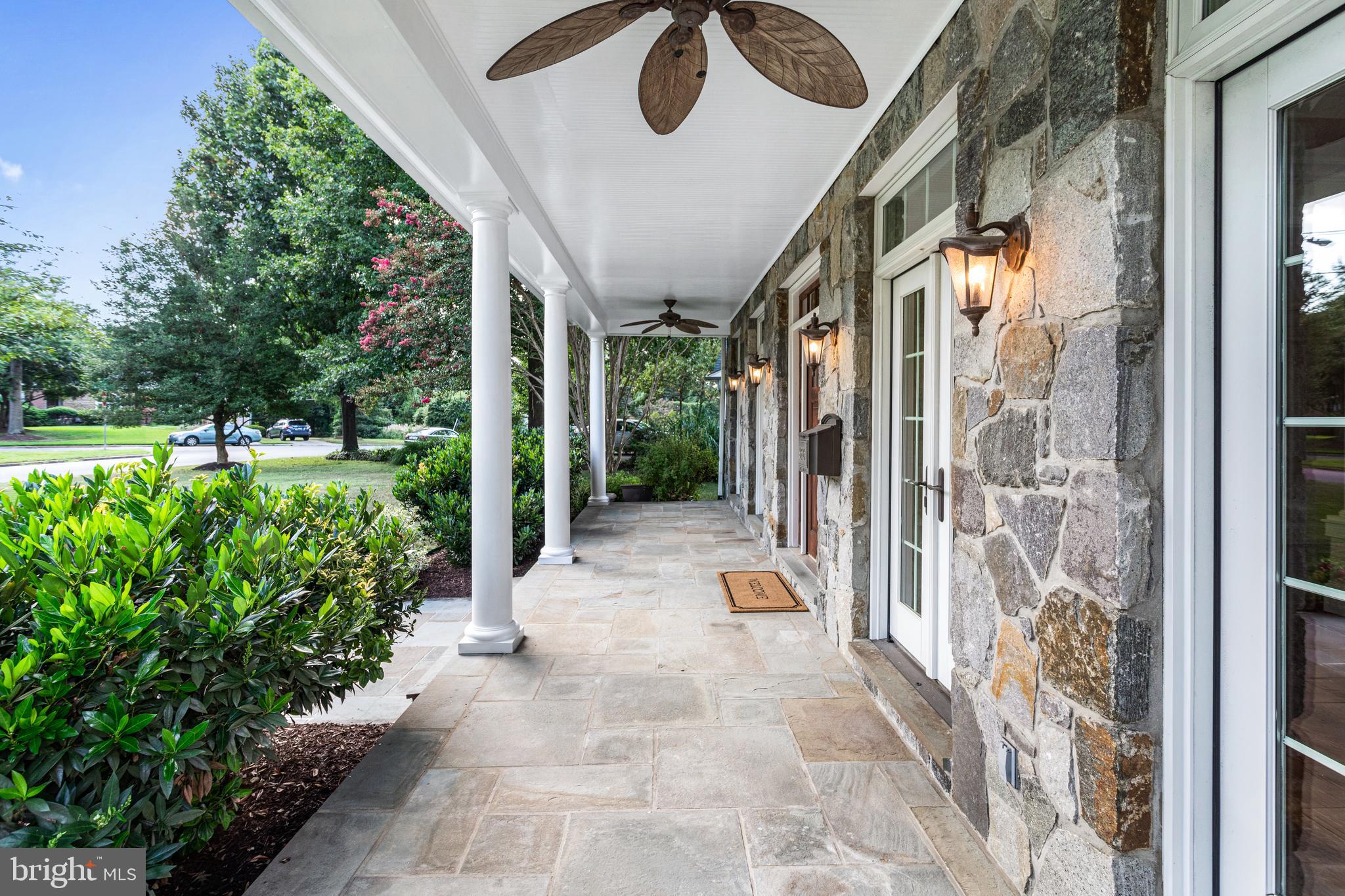 9635 Elrod Road Kensington, MD 20895 - Photo 8 of 68 Front patio