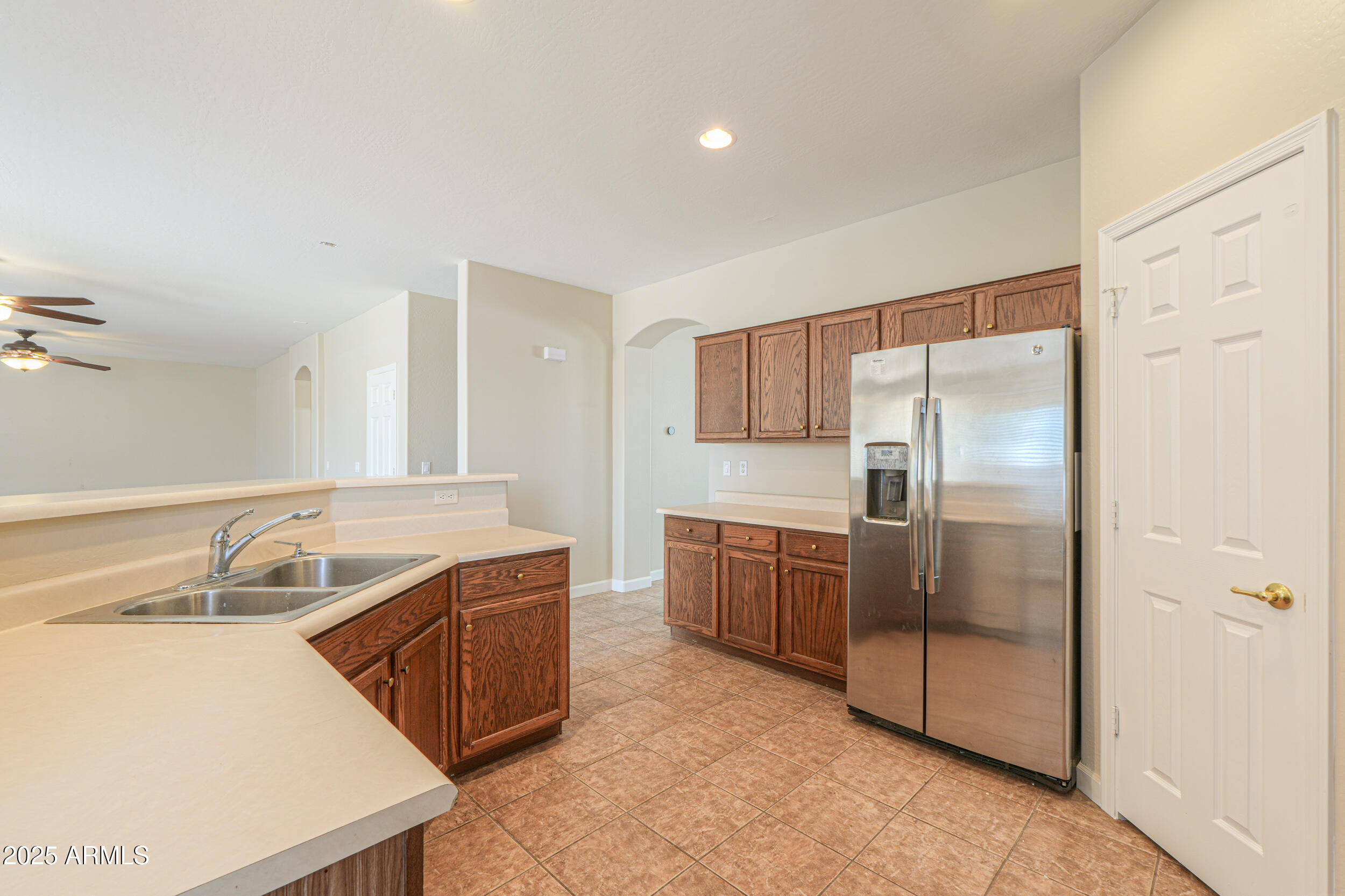 43223 West Venture Road Maricopa, AZ 85138 - Photo 4 of 70 11