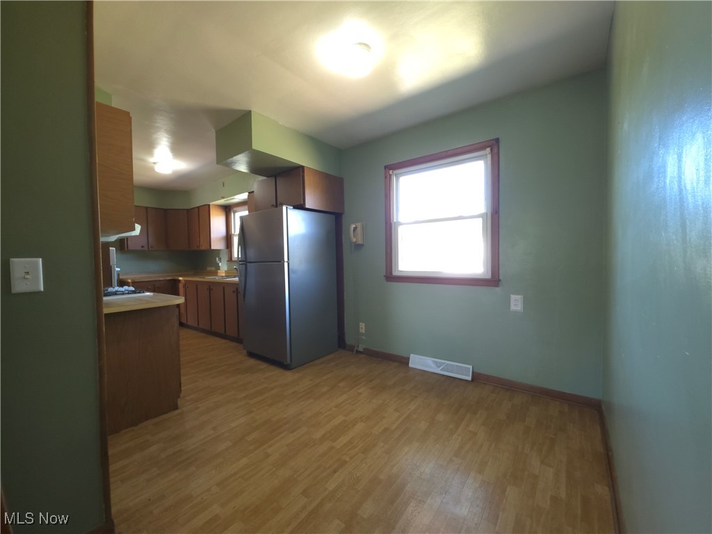 3154 Jefferson Road Ashtabula, OH 44004 - Photo 7 of 31 Eating