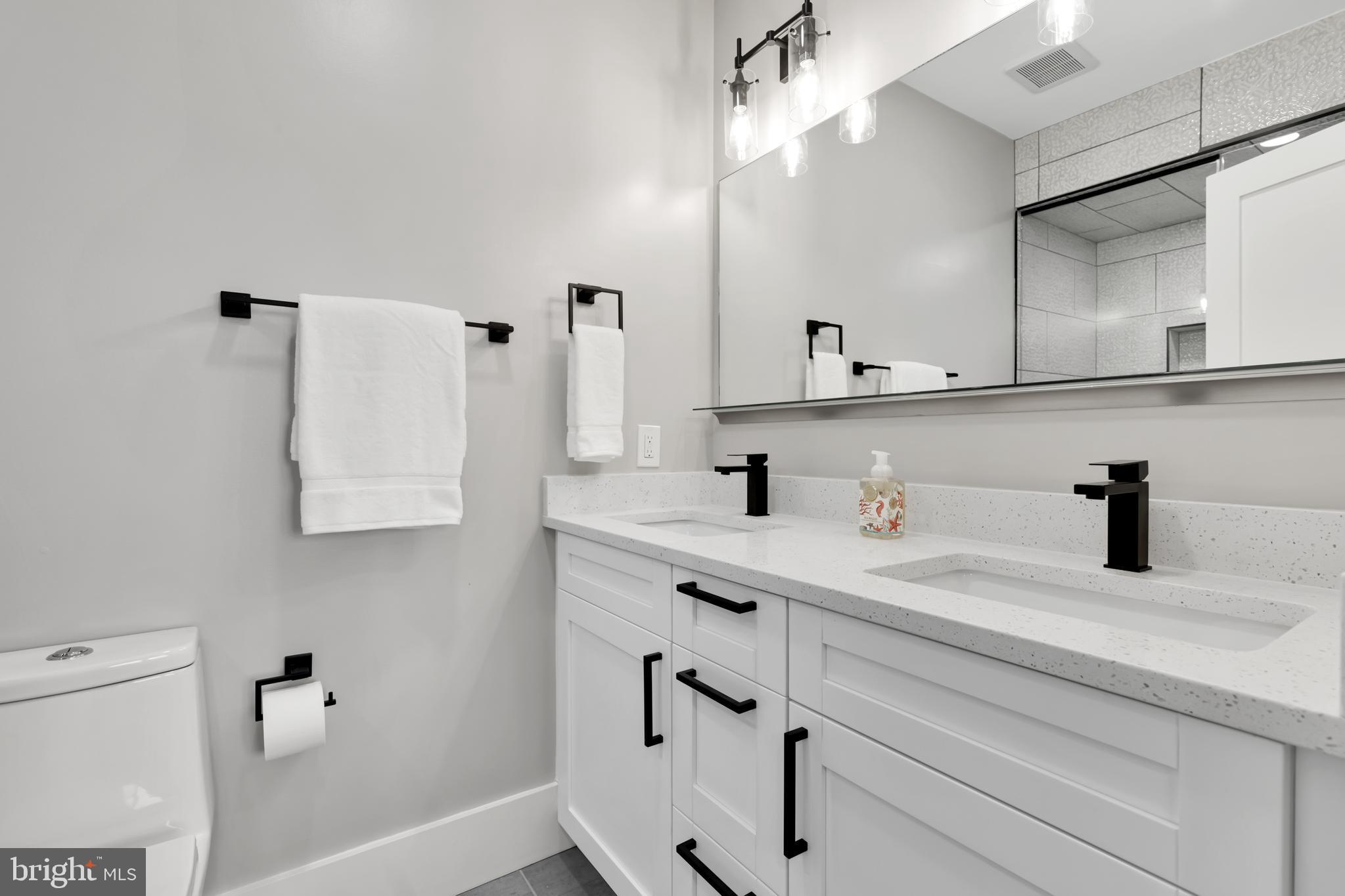 1349 Perry Place Northwest, Unit 2 Washington, DC 20010 - Photo 19 of 37