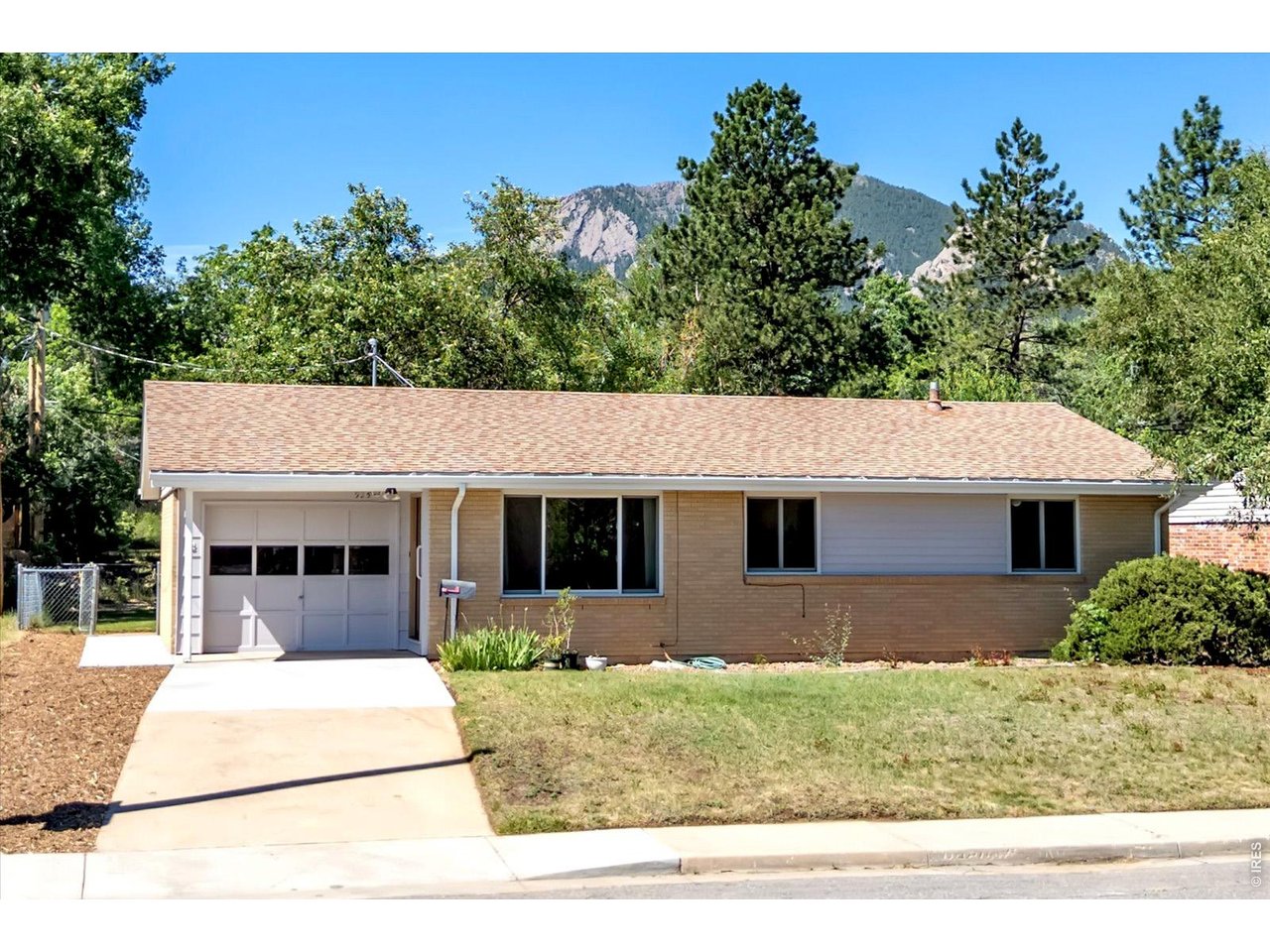 925 Yale Road Boulder, CO 80305 - Photo 5 of 34