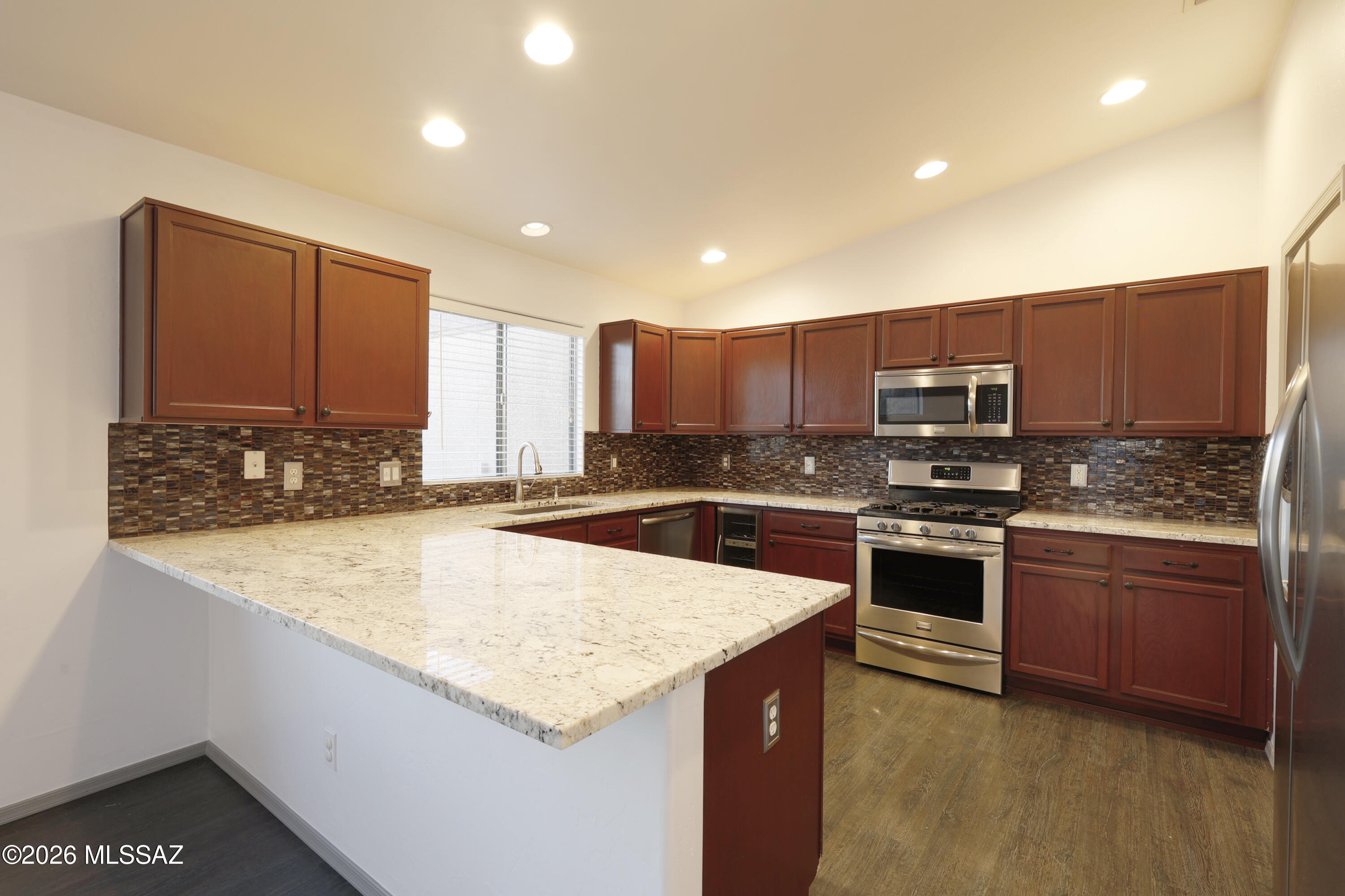 268 West Azmataz Road Tucson, AZ 85737 - Photo 7 of 31 Gallery Image 7