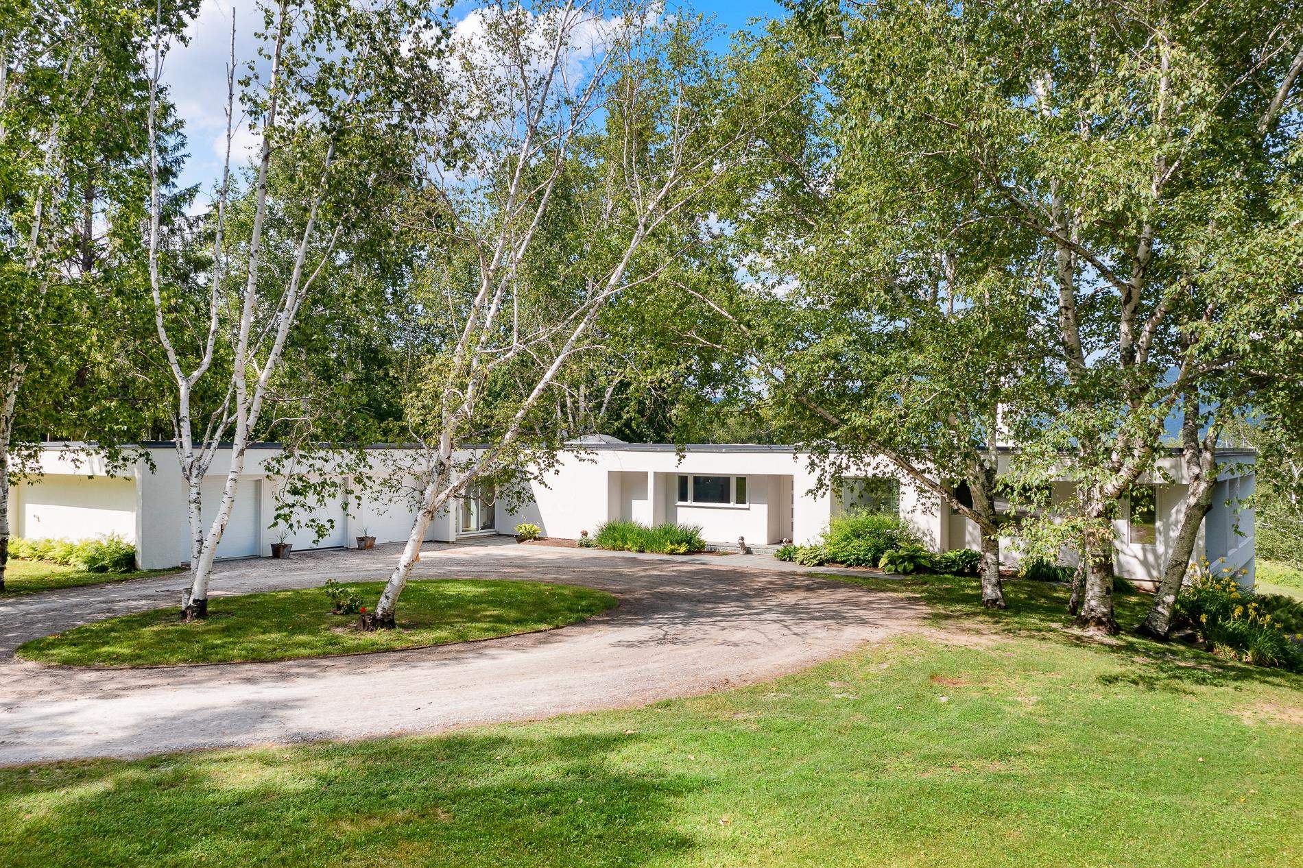 1092 Nichols Hill Road Dorset, VT 05251 - Photo 14 of 40 Gallery Image 14