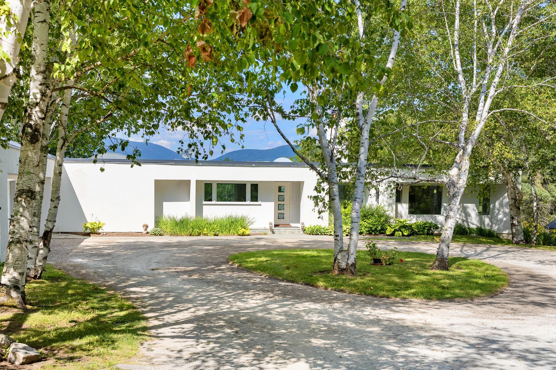 1092 Nichols Hill Road Dorset, VT 05251 - Photo 15 of 40 Gallery Image 15