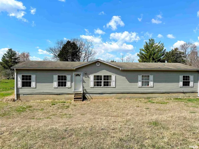 $149,900 | 1925 Murphy Road, Creal Springs, IL 62922