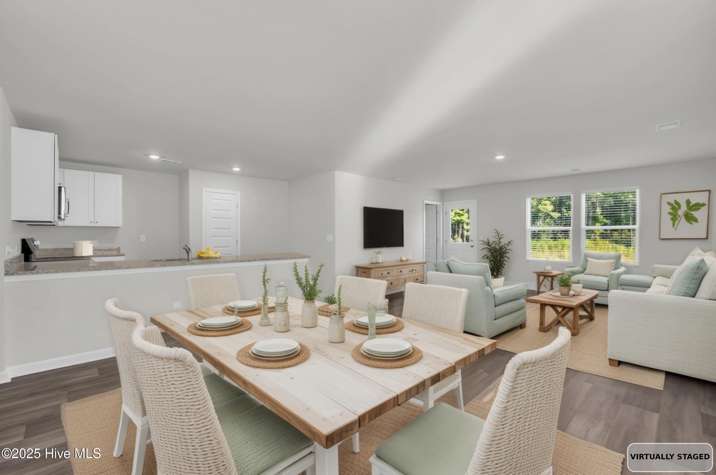 6359 Swainson Street Southwest Ocean Isle Beach, NC 28469 - Photo 4 of 31 Virtual common area 3