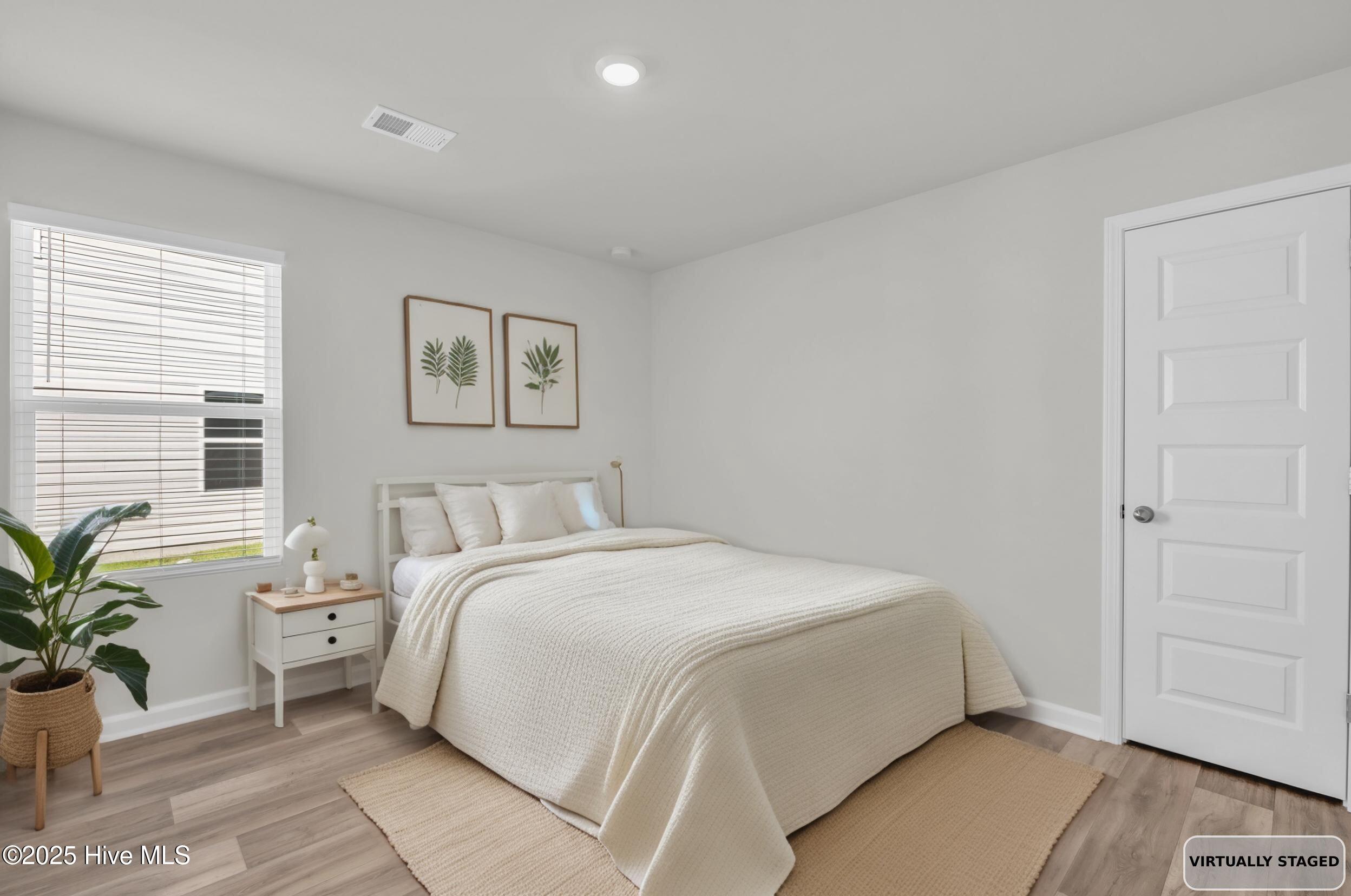 6359 Swainson Street Southwest Ocean Isle Beach, NC 28469 - Photo 7 of 31 Virtual Guest bedroom