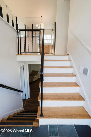 $334,900 | 212 Deerfield Court, Voorheesville, NY 12186