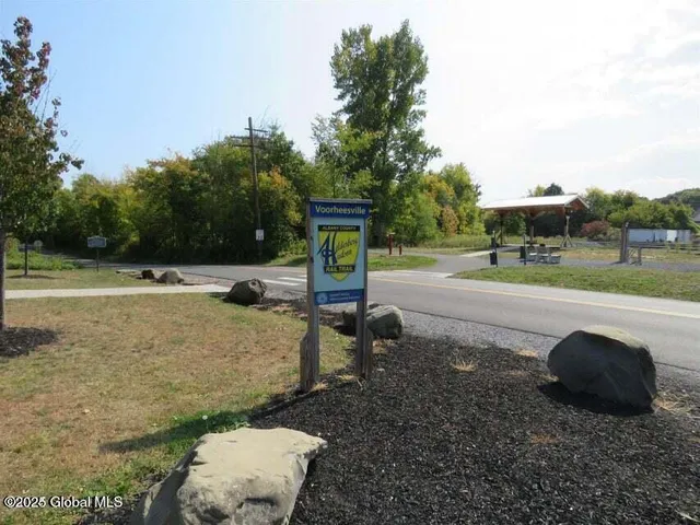 $334,900 | 212 Deerfield Court, Voorheesville, NY 12186