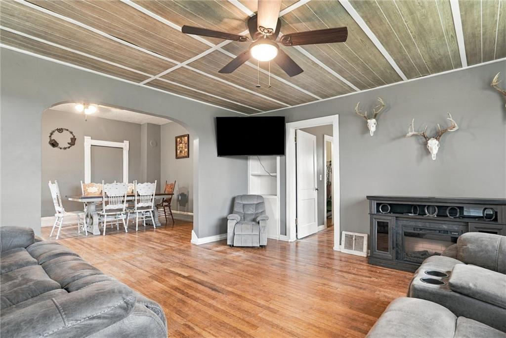 7848 Osage Road Atchison, KS 66002 - Photo 4 of 36 Gallery Image 4