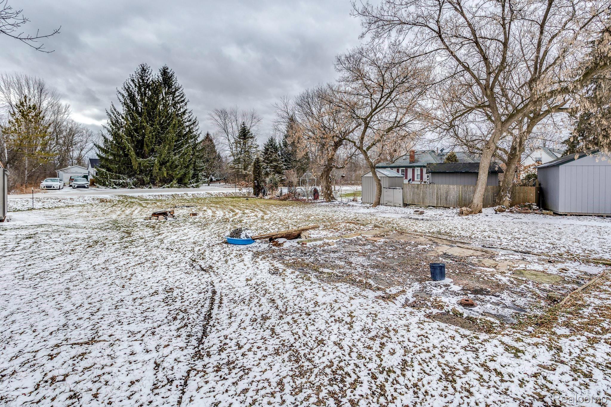 8881 Avoca Road Avoca, MI 48006 - Photo 6 of 35 8881 Avoca (34 of 35).jpg