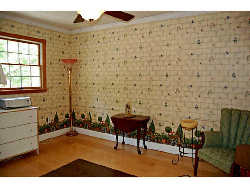 232 Navajo Road Upper St. Clair, PA 15241 - Photo 19 of 25 Bedroom.
