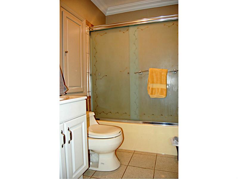 232 Navajo Road Upper St. Clair, PA 15241 - Photo 20 of 25 Full Bath.