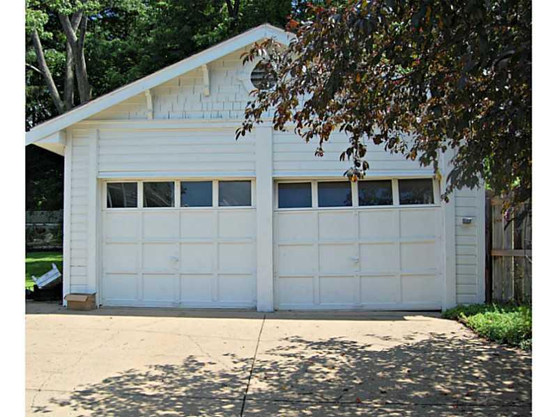 232 Navajo Road Upper St. Clair, PA 15241 - Photo 25 of 25 Parking Lot/Garage.