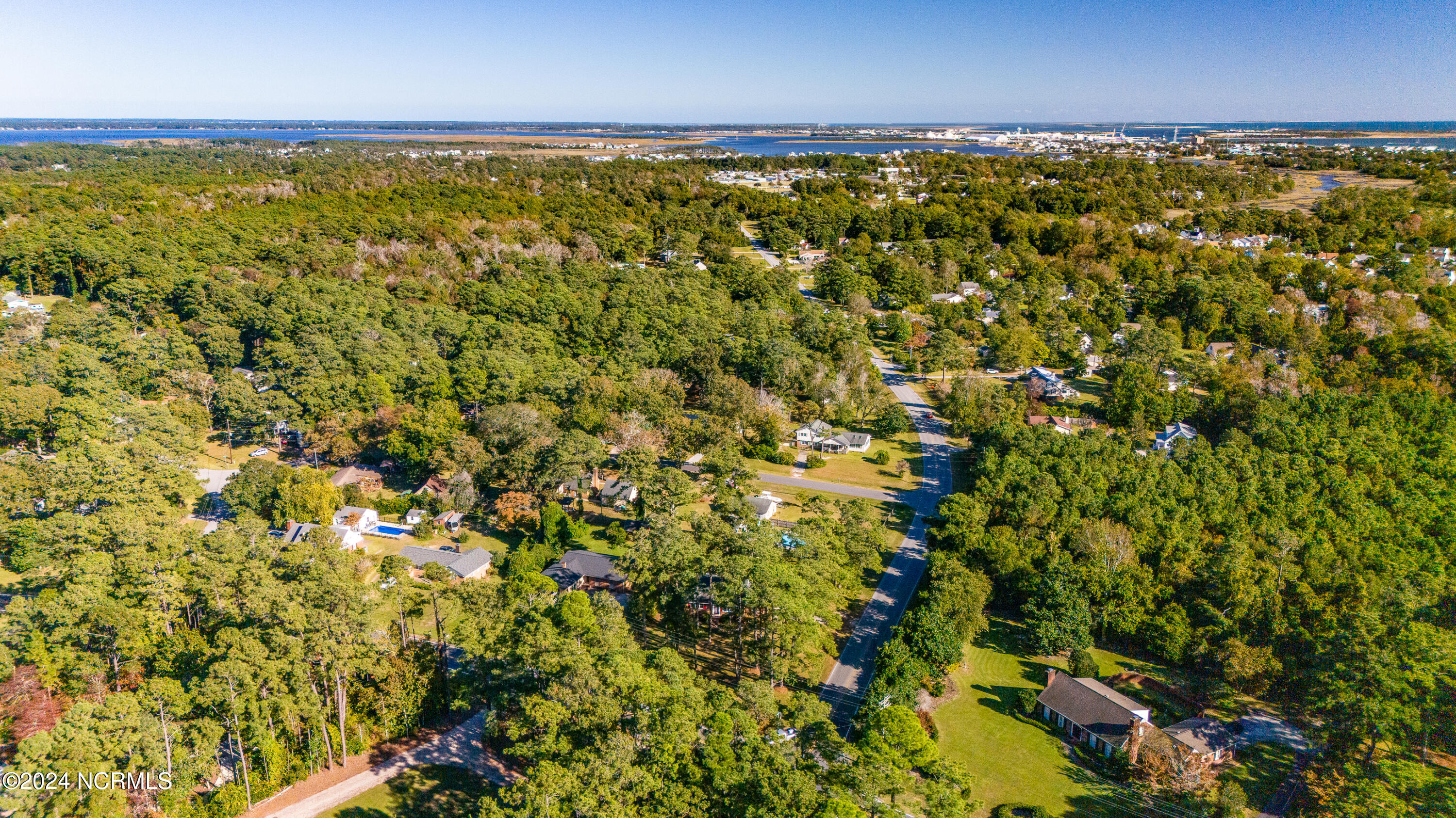 3105 Country Club Road Morehead City, NC 28557 - Photo 33 of 34 Aerial View