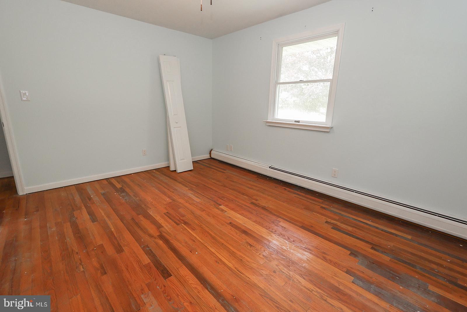 48146 Mallard View Lane St. Inigoes, MD 20684 - Photo 26 of 46 Bright and airy blank canvas room.