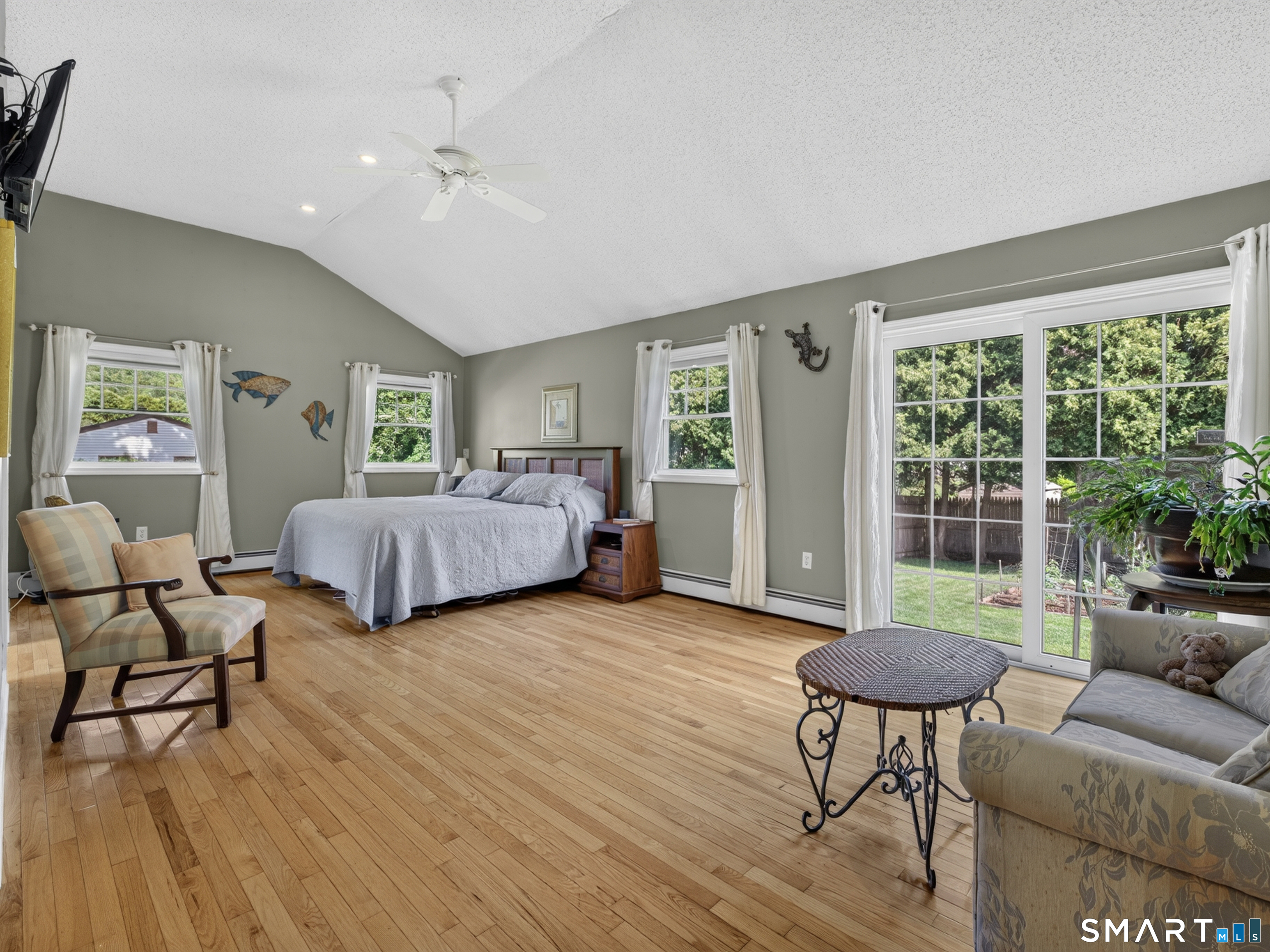 15 Winston Road East Lyme, CT 06333 - Photo 5 of 39