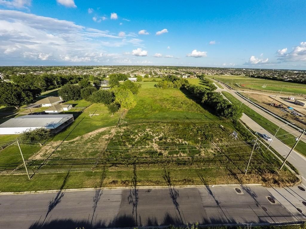 8612 Fuqua Street Houston, TX 77075 - Photo 3 of 5