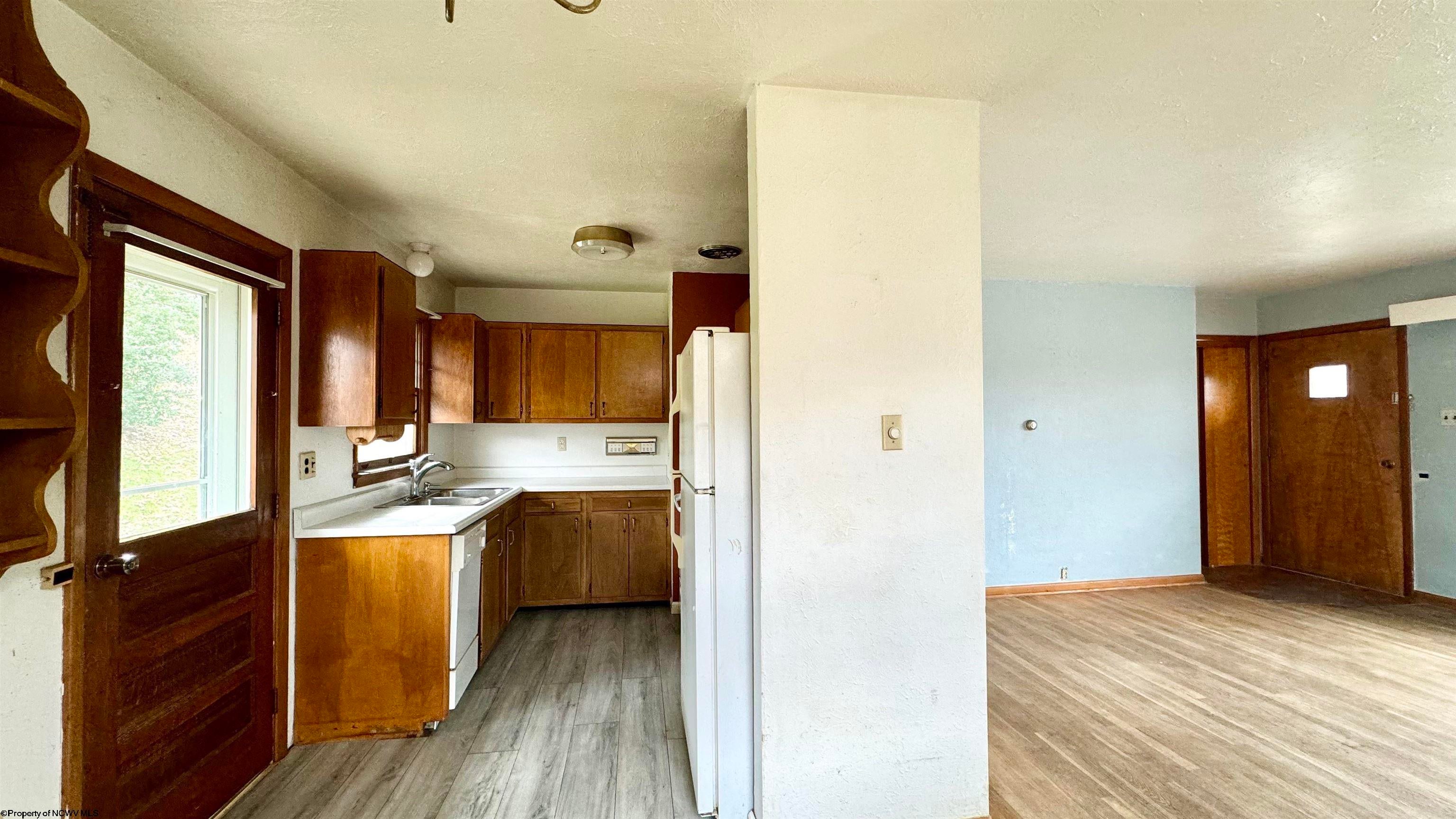 1342 Overhill Road Fairmont, WV 26554 - Photo 2 of 26 Gallery Image 2