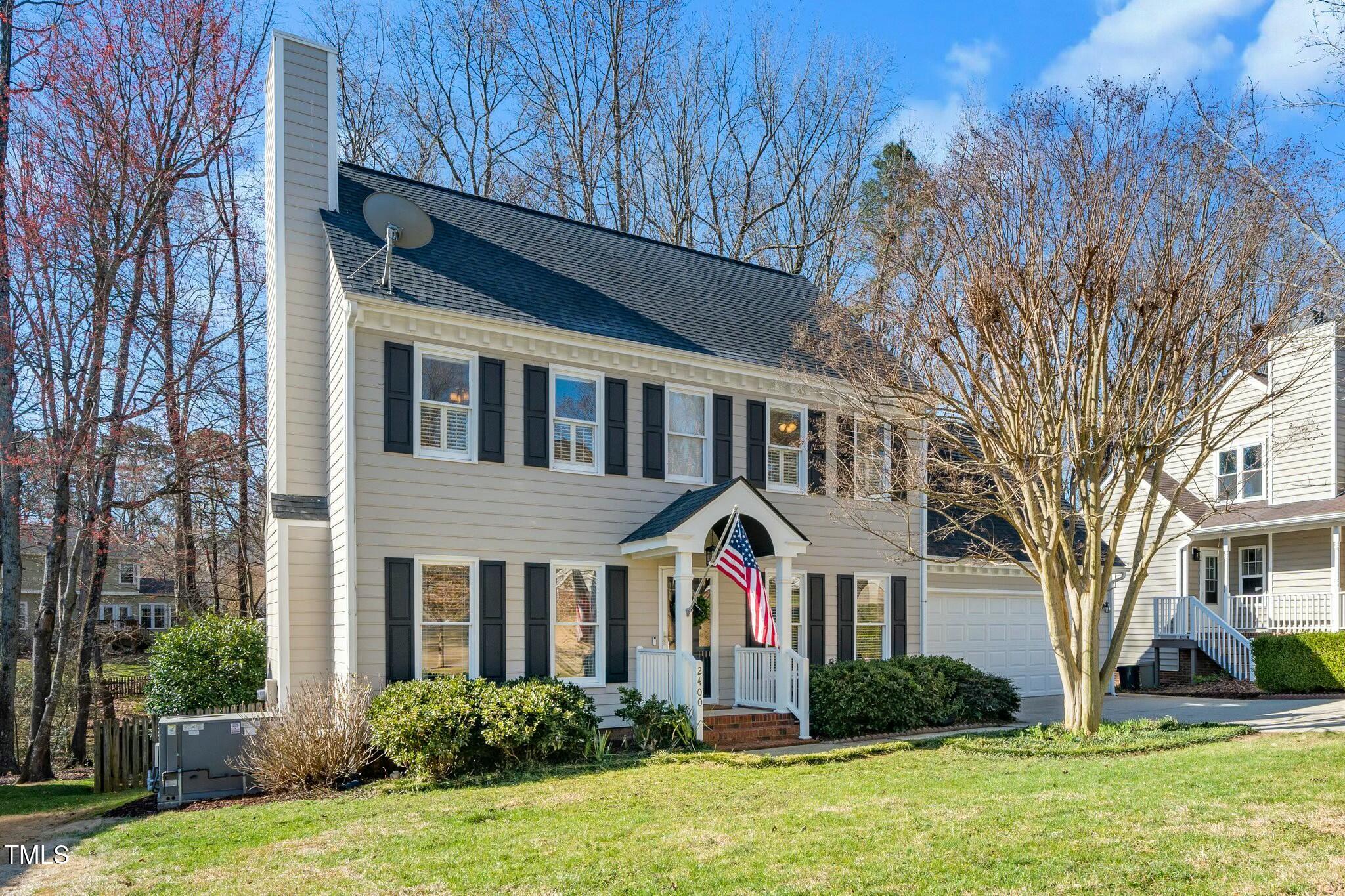 2400 Dahlgreen Road Raleigh, NC 27615 - Photo 2 of 36 a front view of house with yard and green space