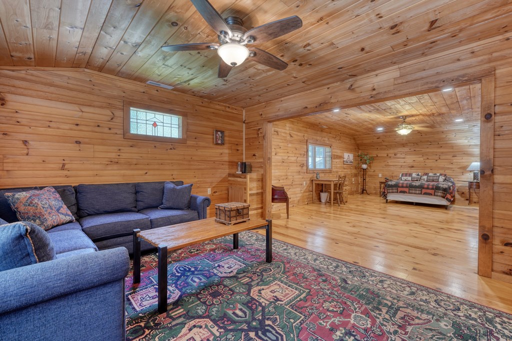 317 Collins Creek Road Hiawassee, GA 30546 - Photo 30 of 75